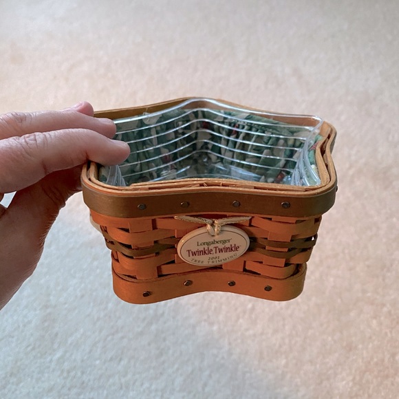 Longaberger Other - Longaberger 2001 tree trimming star basket